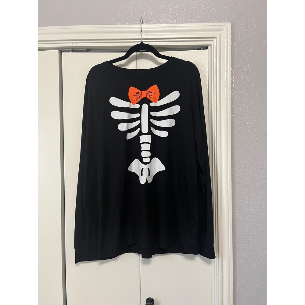 Celebrate Halloween Women's Long Sleeve T-Shirt Skeleton Bow‎ Size L